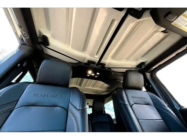 2022 Jeep Wrangler Sahara | Heated Leather | Alpine | Tow Pkg |  in Cars & Trucks in Mississauga / Peel Region - Image 18