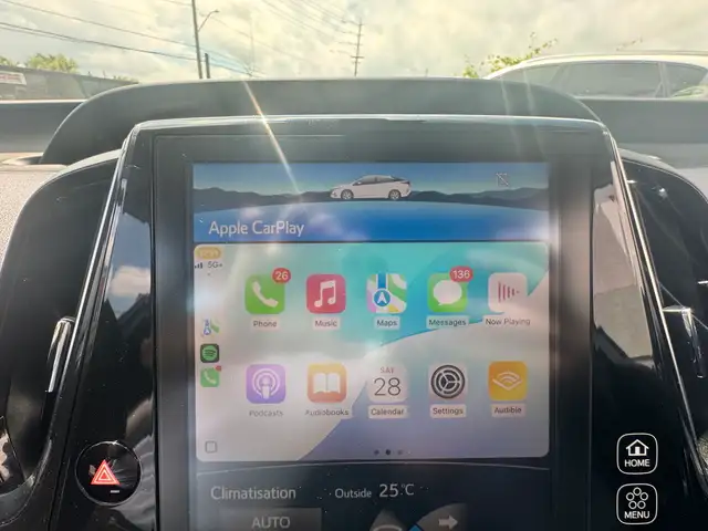 2020 Toyota Prius Prime XLE dans Autos et camions dans Ottawa - Image 29