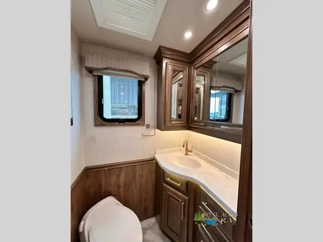 2023 Entegra Coach Cornerstone 45B 605 h.p. 26K Miles in RVs & Motorhomes in Moncton - Image 47