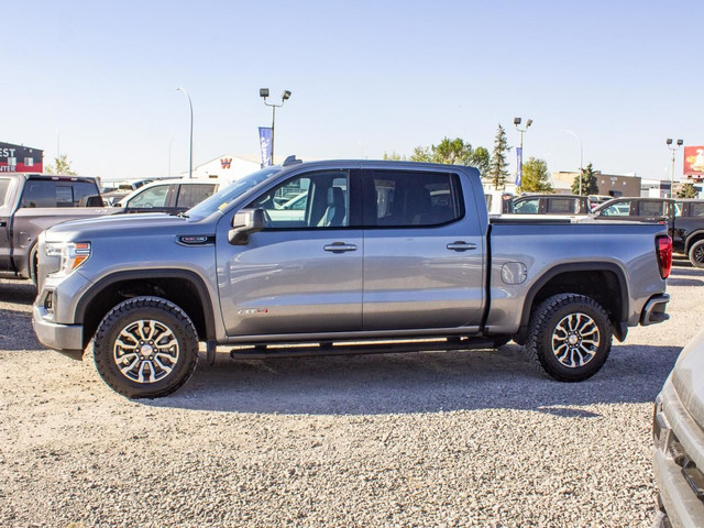 2022 GMC Sierra 1500 Limited Crew Cab Short Box 4-Wheel Drive AT in Cars & Trucks in Edmonton - Image 2
