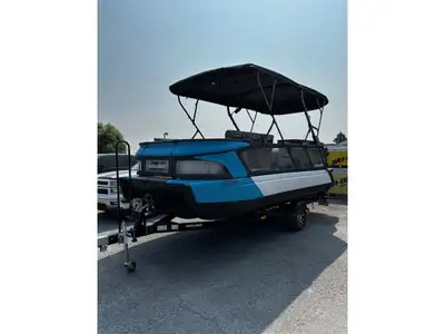 2023 BRP Switch Cruise Blue, 21F 230 Almost brand new 2023 Switch cruise 21 feet with a 230Hp Engine...