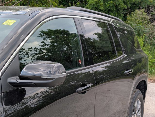 2025 Chevrolet Traverse LT- Trailering Pkg - Convenience Pkg in Cars & Trucks in Barrie - Image 2