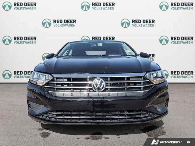 2019 Volkswagen Jetta Comfortline | Heated Front Seats | in Cars & Trucks in Red Deer - Image 2