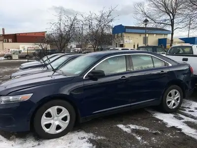 Taxes + Licenses 2013 Ford Taurus Police (#1763) 3.5L 6 Cylinder Engine 4x4 Sedan 4-Door 183,000 KM...