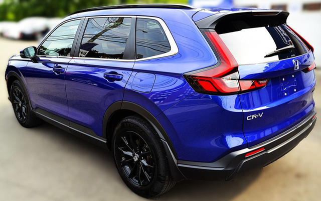 2023 Honda CR-V Sport-B All-wheel Drive in Cars & Trucks in Hamilton - Image 3