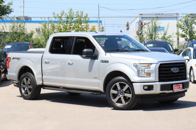 2017 Ford F-150 XLT | Crew | 4x4 | Nav | Cam | Alloys | Tonneau  in Cars & Trucks in Oshawa / Durham Region - Image 3