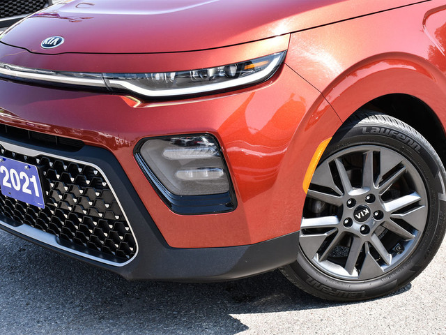 2021 Kia Soul EX+ ~CarPlay ~Wireless Charger ~Camera ~Moonroof in Cars & Trucks in Barrie - Image 2