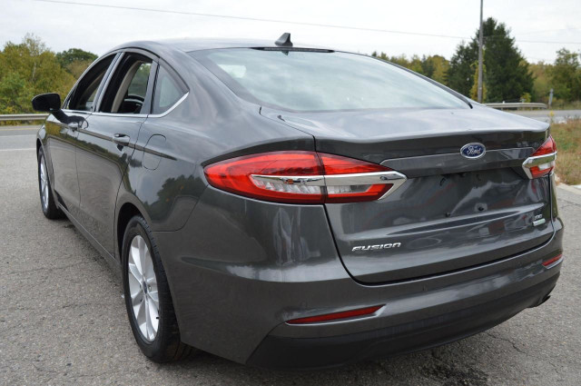 2019 Ford Fusion SE FWD in Cars & Trucks in Markham / York Region - Image 3
