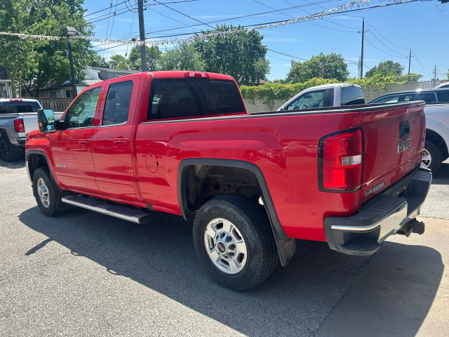 2019 GMC Sierra 2500 SLE in Cars & Trucks in Windsor Region - Image 2