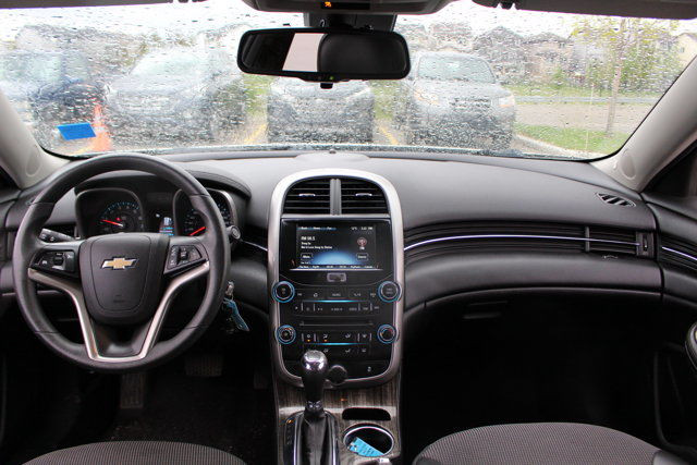 2016 Chevrolet Malibu Limited LT in Cars & Trucks in Calgary - Image 2