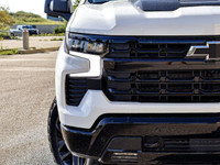 Welcome To Sherwood Park Chevrolet. The #1 Volume Chevrolet Dealer in Canada. This Chevrolet SILVERA... (image 4)