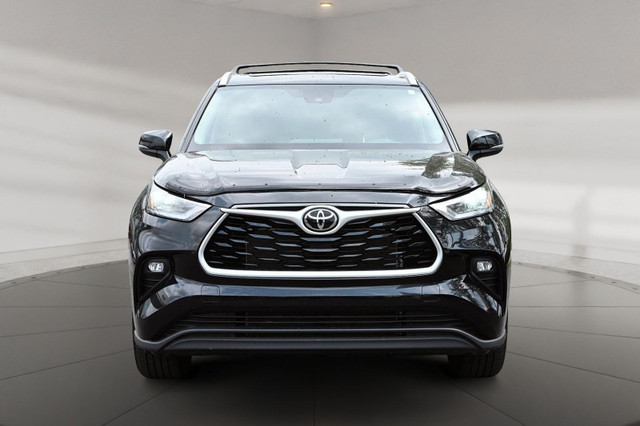 2023 Toyota Highlander XLE + SIEGES EN CUIR + TOIT OUVRANT XLE A in Cars & Trucks in Longueuil / South Shore - Image 2