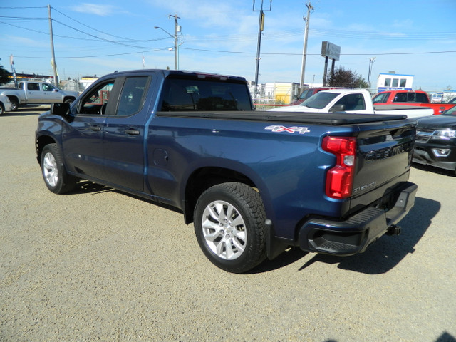 2019 Chevrolet Silverado 1500 Custom 4x4 / Double cab four door  in Cars & Trucks in Edmonton - Image 3