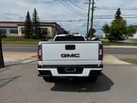 6' 2' box, Tow Package, Heated Seats, box light, Traction Control, Apple Car Play, Android Auto, Box... (image 2)