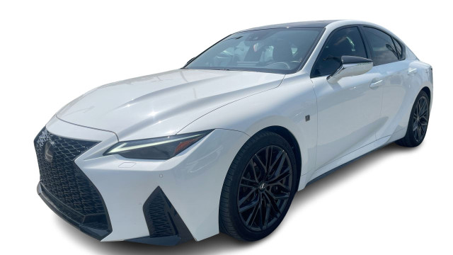2023 Lexus IS 500 / Fsport / Camera / Cuir / Bluetooth Bien Équi in Cars & Trucks in Laval / North Shore - Image 2