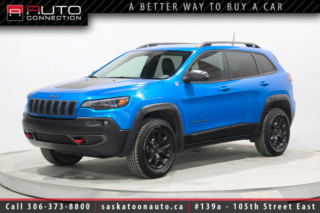 2019 Jeep Cherokee Trailhawk - ACCIDENT FREE - CARPLAY in Cars & Trucks in Saskatoon - Image 2