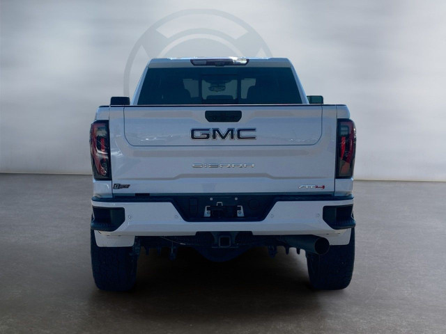 2024 GMC Sierra 3500HD in Cars & Trucks in Medicine Hat - Image 4