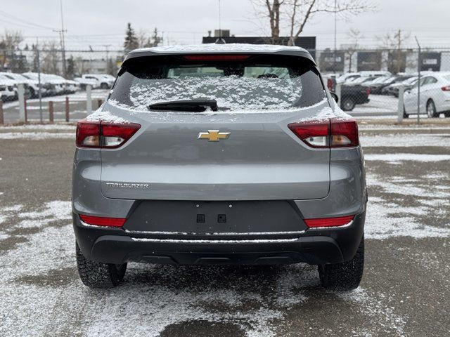 2023 Chevrolet Trailblazer LS / MANAGERS SPECIAL !! in Cars & Trucks in Calgary - Image 4