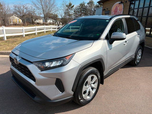 2021 Toyota RAV4 LE AWD! AC! Backup Cam! Htd. Seats! in Cars & Trucks in Moncton - Image 3