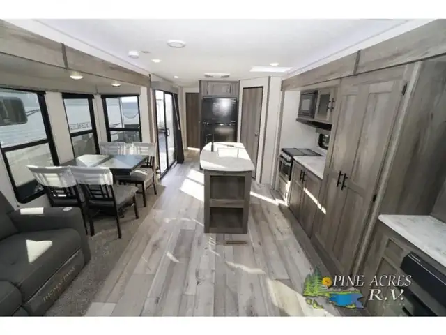 2023 KZ Sportsmen 363FL in Travel Trailers & Campers in Truro - Image 11