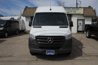 FREE CARFAX REPORT AVAILABLE ALL BRND NEW BRIDGESTONE ALL SEASON TIRES JUST INSTALLED 2 PASSENGER EL... (image 2)