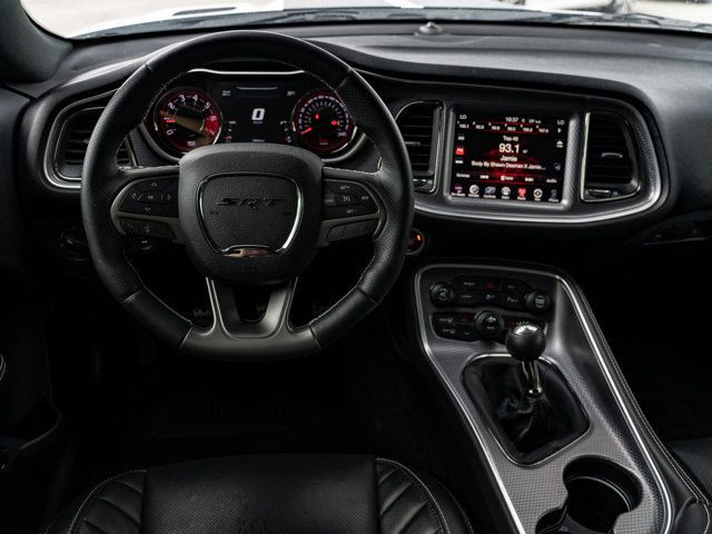 2016 Dodge Challenger SRT Hellcat in Cars & Trucks in Barrie - Image 2