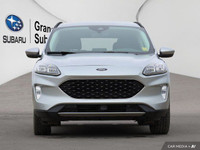 Highlights: Remote Start Heated Seats Navigation System Rain Sensing Wipers Smart Device Integration... (image 8)