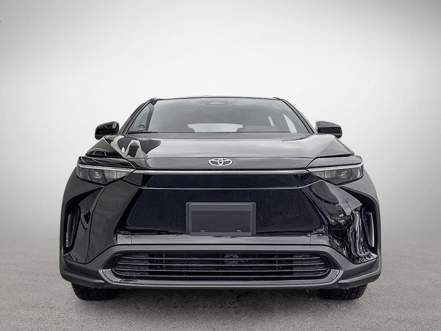 2025 Toyota BZ4X LE *** Disponible Maintenant *** in Cars & Trucks in City of Montréal - Image 3