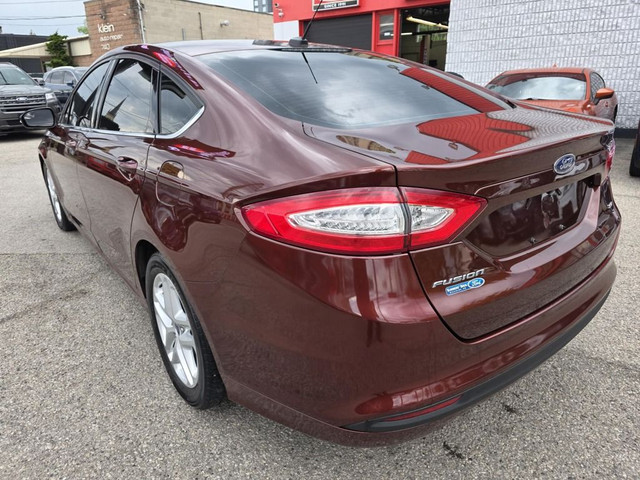 2015 Ford Fusion SE in Cars & Trucks in London - Image 4