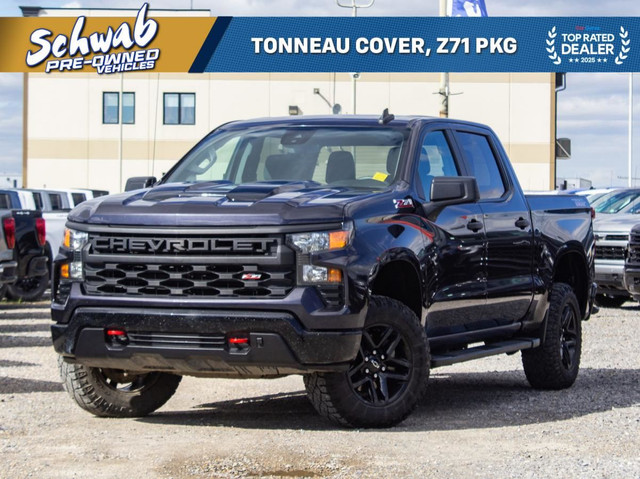 2022 Chevrolet Silverado 1500 Crew Cab Short Box 4-Wheel Drive C in Cars & Trucks in Edmonton