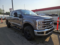 2024 Ford Super Duty F-250 SRW LARIAT 4WD Crew Cab 6.75' Box, 6.7L V8 Diesel, Leather heated/Ventila... (image 7)