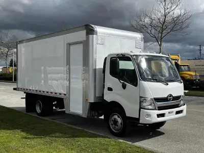 2018 Hino 18 Foot Cube Van Diesel, 5.0L, 6 cylinder, 2-door, 3-seater, AM/FM radio, CD player, cruis...