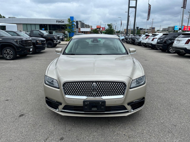 2017 Lincoln Continental Select remote start | auto hold | he... in Cars & Trucks in London - Image 3