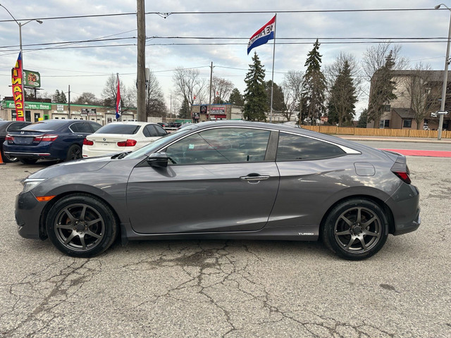 2017 Honda Civic Touring | Coupe | Fully Loaded! in Cars & Trucks in City of Toronto - Image 4