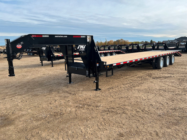 2025 SWS 34' Gooseneck Trailer (3) 10K Axles in Cargo & Utility Trailers in Edmonton