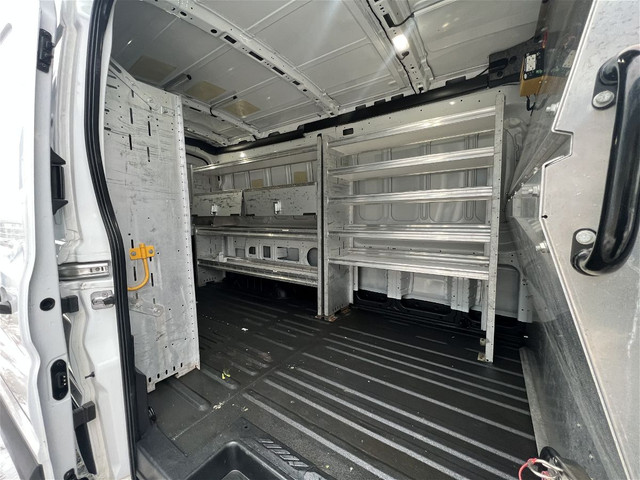 2018 Ford Transit 250 Cargo Medium Mid Roof LWB w/ Shelving in Cars & Trucks in Winnipeg - Image 4