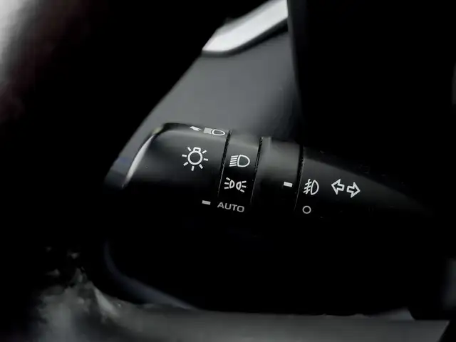 2021 Toyota RAV4 Hybrid XSE AWD in Cars & Trucks in City of Toronto - Image 19