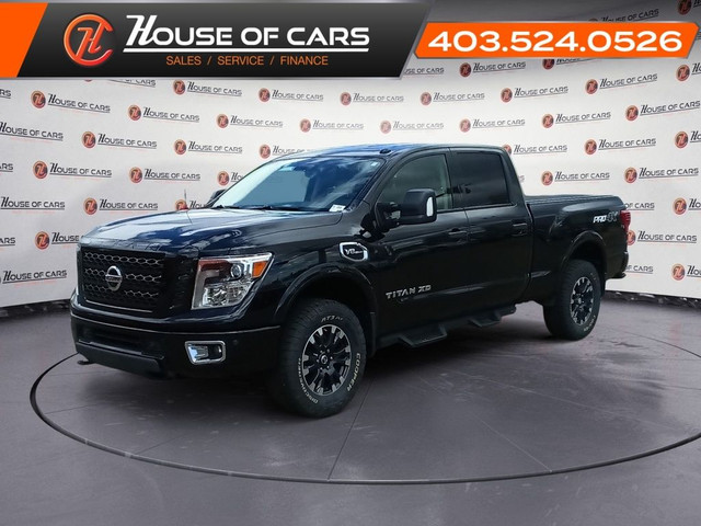 2019 Nissan Titan XD 4x4 Crew Cab Gas S in Cars & Trucks in Lethbridge