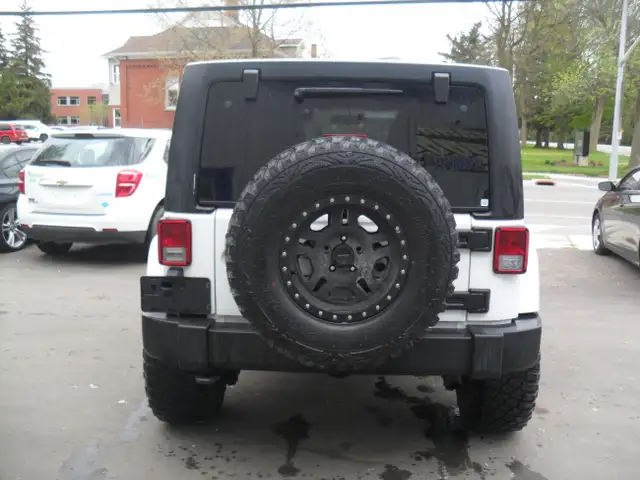 2015 Jeep Wrangler Unlimited Sahara|2 TOPS|CERTIFIED|1 OWNER in Cars & Trucks in Kitchener / Waterloo - Image 7