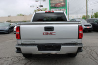 NO ACCIDENT ONE OWNER WELL MAINTAINED DONT PAY EXTRA FOR SAFETY Drive in style with this 2018 GMC Si... (image 5)