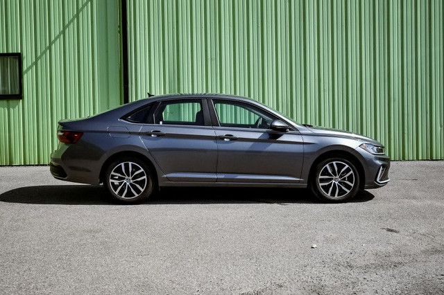 2025 Volkswagen Jetta Comfortline • REMOTE START • HEATED SEATS in Cars & Trucks in Cornwall - Image 2