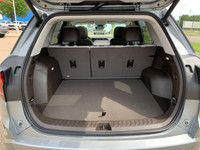 Experience the next chapter of design from GMC with a remarkable range of power and drive like a pro... (image 7)
