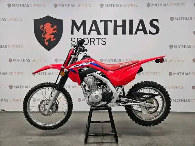 2023 HONDA CRF125FB in Dirt Bikes & Motocross in Longueuil / South Shore - Image 6