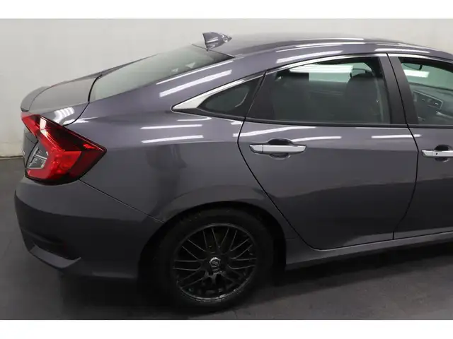 2019 Honda Civic Sedan TOURING, CUIR, DEMARREUR, TOIT, SIEGES CH in Cars & Trucks in Longueuil / South Shore - Image 13