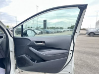 Heated Seats, Blind Spot Detection, Lane Keep Assist, LED Lights, Apple CarPlay! "Stratford Kia Used... (image 7)