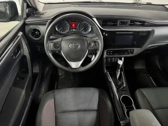 2019 Toyota Corolla LE Sièges Chauffants Écran Bluetooth Caméra  in Cars & Trucks in Shawinigan - Image 22