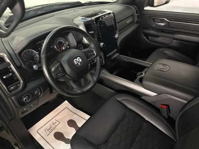 2022 RAM 1500 Sport SPORT/4WD/CREW/22" WHEELS/BLACK/OFF 1 OWN... in Cars & Trucks in Belleville - Image 12