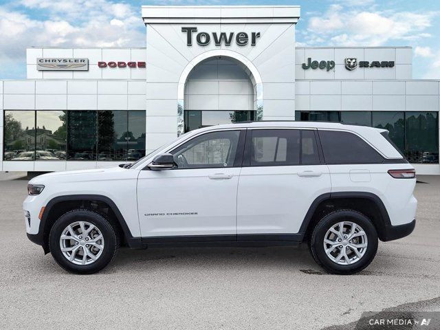 2023 Jeep Grand Cherokee Limited | Leather Heates Seats and in Cars & Trucks in Calgary - Image 2