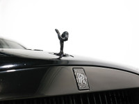 Very Rare and Loaded High Specs 2020 Rolls-Royce Dawn 6.6L V12 Black Badge, Black on Mugello Red, Si... (image 8)