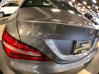 Anti-Lock Brakes;Driver Air Bag;Passenger Air Bag;Security System;Side Air Bag;Traction Control;Heat... (image 9)